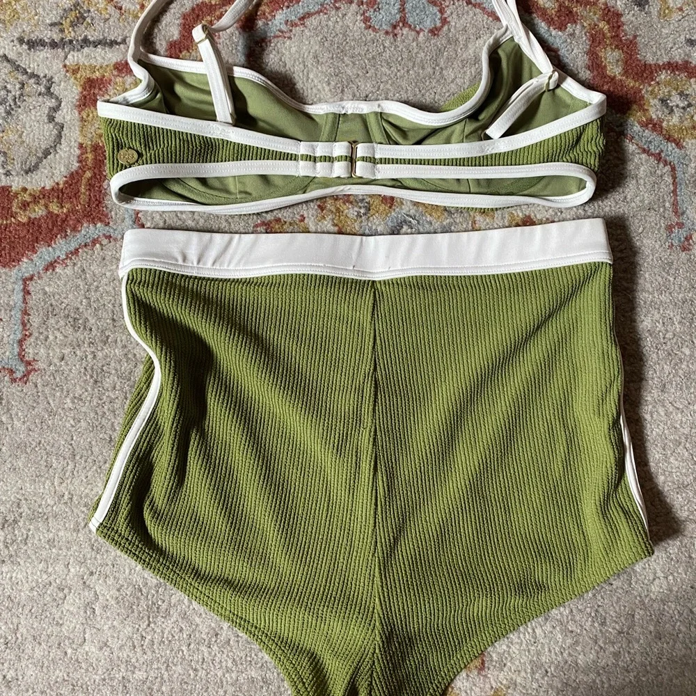 Green and White Women's Intimate Set - Picture 3 of 4